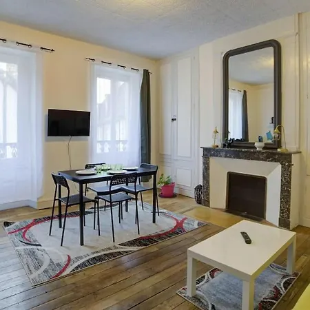 Ferienwohnung Le Baldaquin Quartier Cathedrale-Marais Bourges Exterior foto